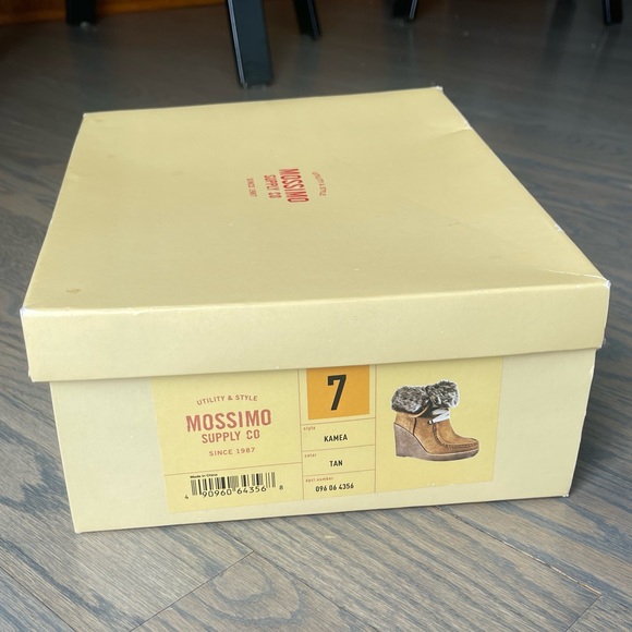 Mossimo Supply Co Kamea Tan Lace Up Wedge Ankle Boots - Picture 3 of 6